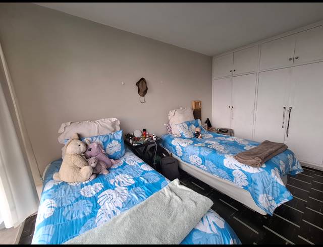 2 BEDROOM FLAT FOR SALE IN ARCON PARK